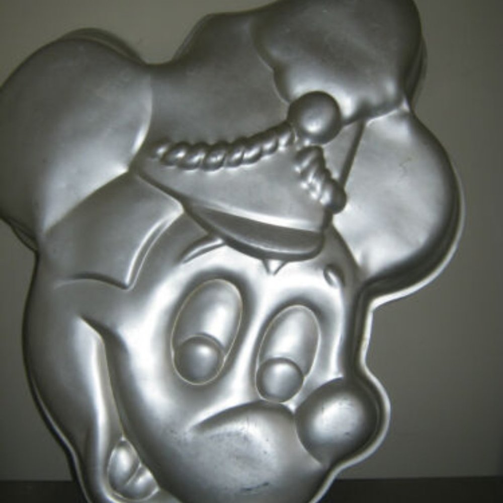 Wilton Mickey Mouse Band Leader Cake Pan Disney (515-302)